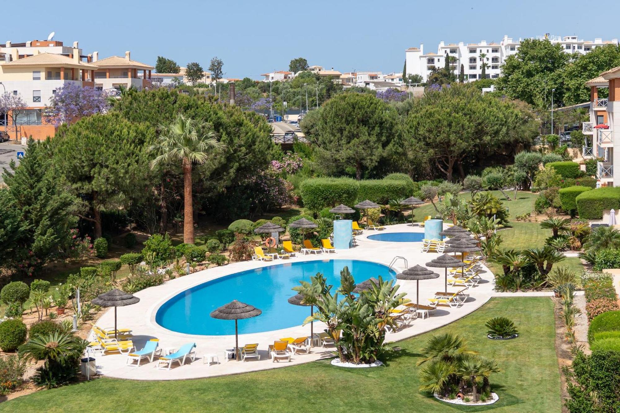 Penthouse With Pool View In By Lovelystay Albufeira